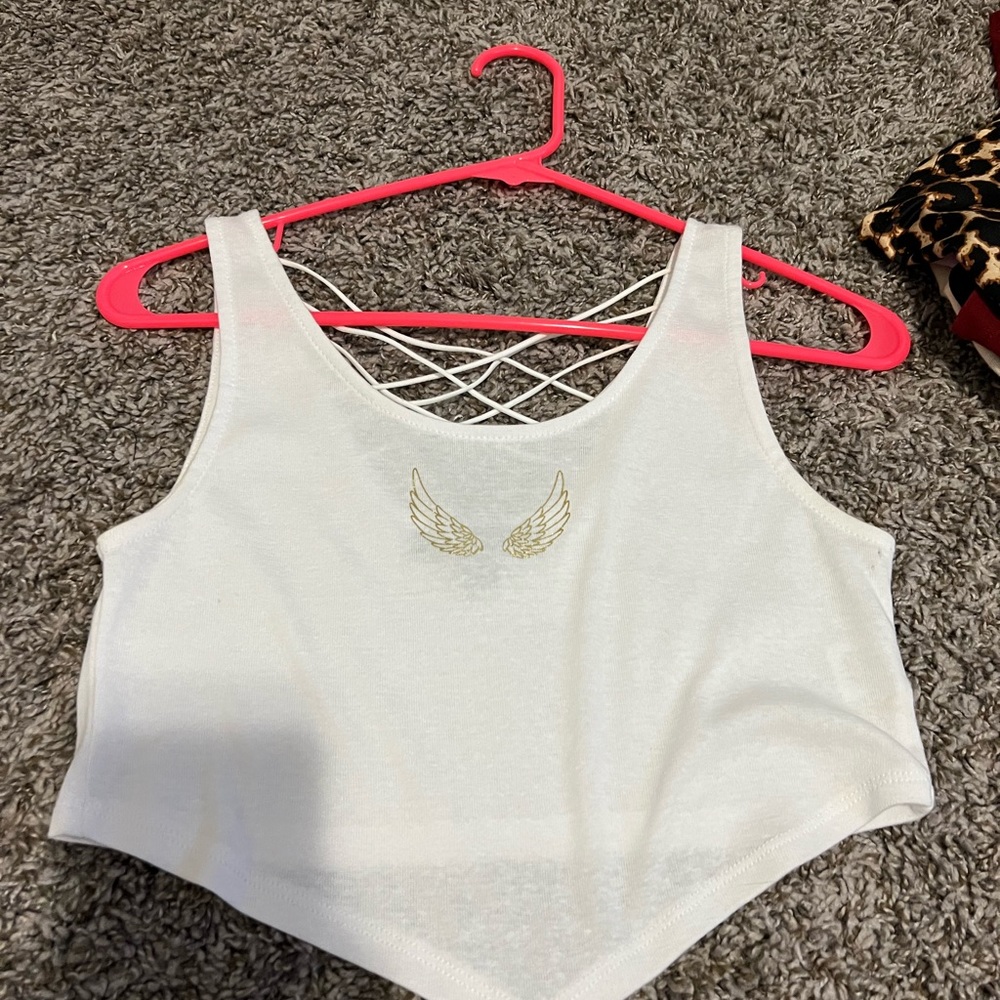 Tops - Picture 10 of 10